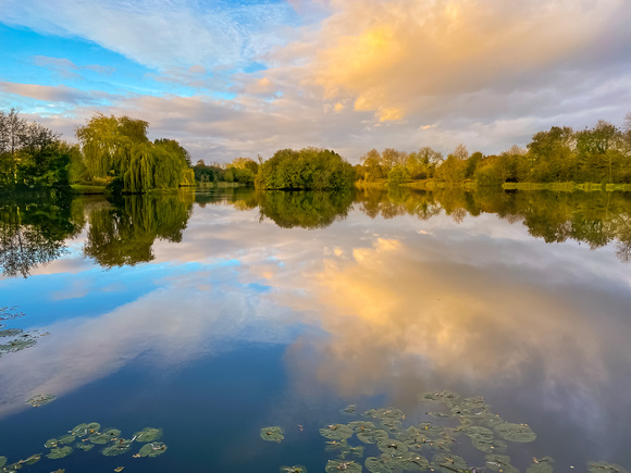 Moreton Angling Lake - Reflections